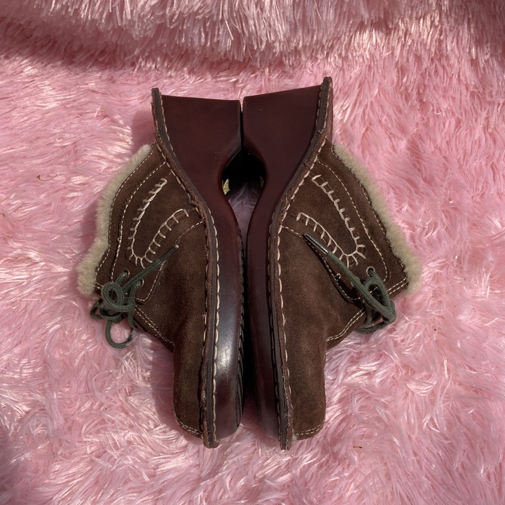 Bare Traps Declare Partially Lined Wedge Suede Cl… - image 6